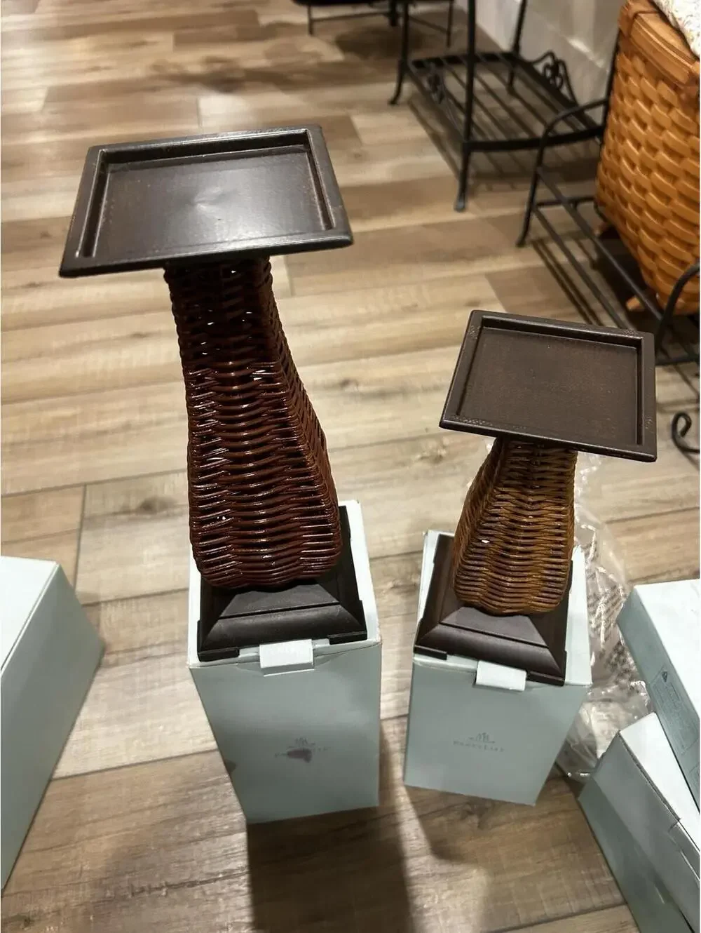 VINTAGE PartyLite ISLAND ESCAPE Metal Rattan Wicker Brown Candle Holders NEW